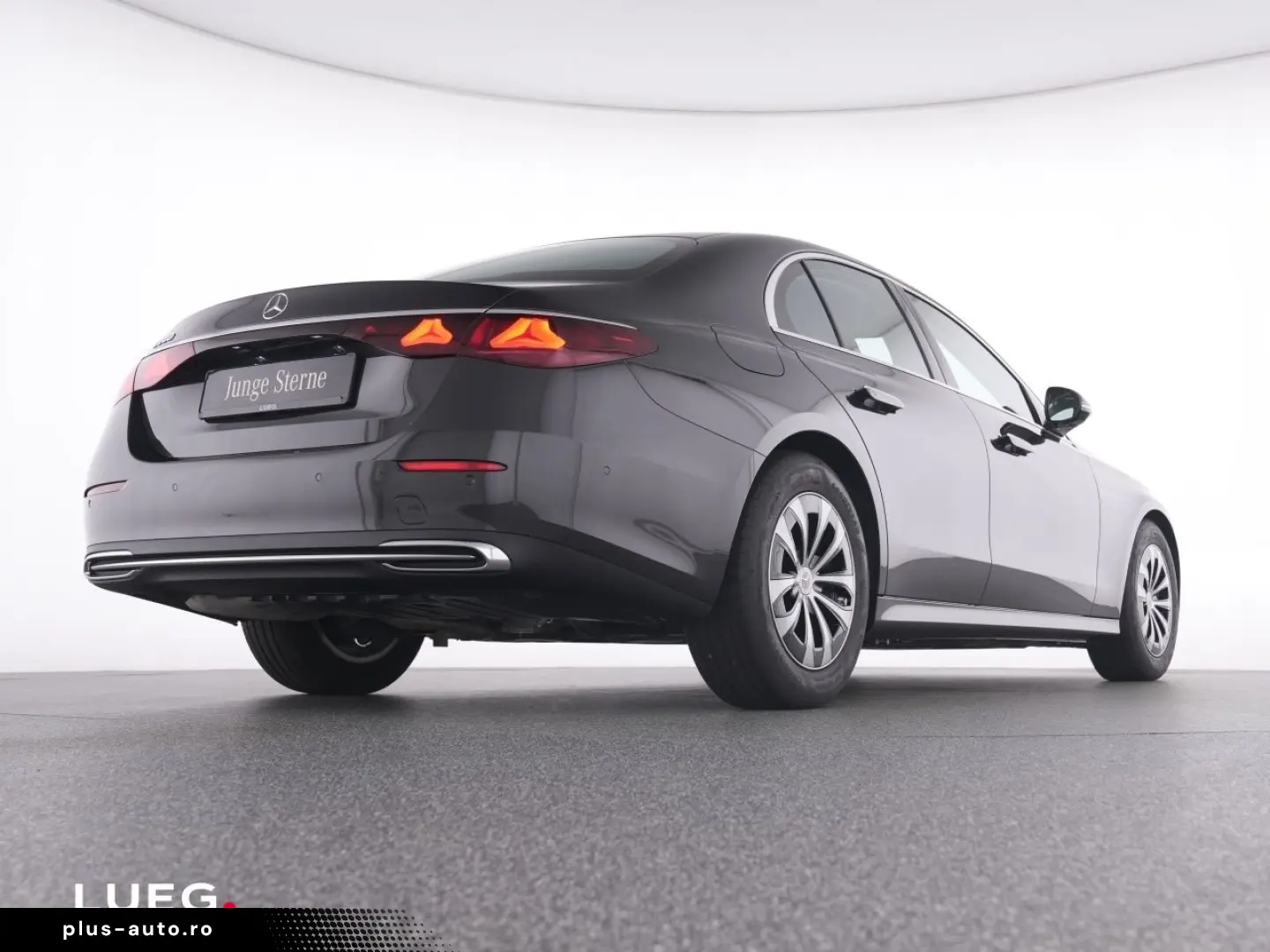 MERCEDES-BENZ E 200 Avantgarde NavPrem LED KeyG Dist&hellip;