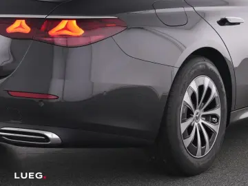 MERCEDES-BENZ E 200 Avantgarde NavPrem LED KeyG Dist&hellip;