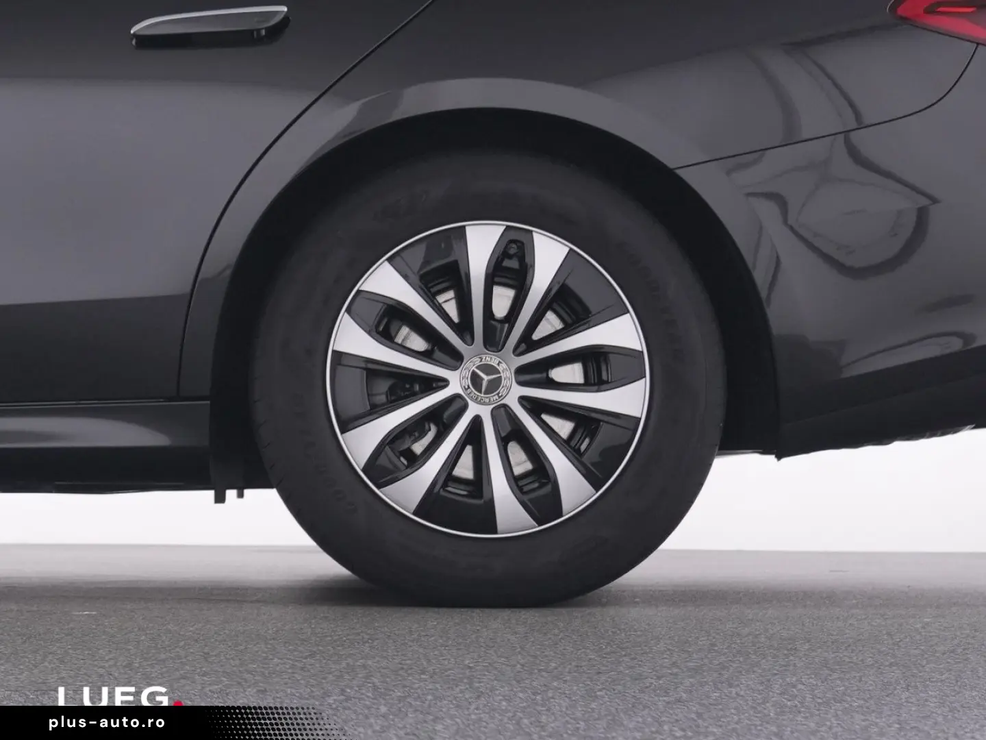 MERCEDES-BENZ E 200 Avantgarde NavPrem LED KeyG Dist&hellip;