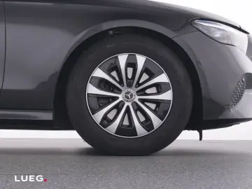 MERCEDES-BENZ E 200 Avantgarde NavPrem LED KeyG Dist&hellip;