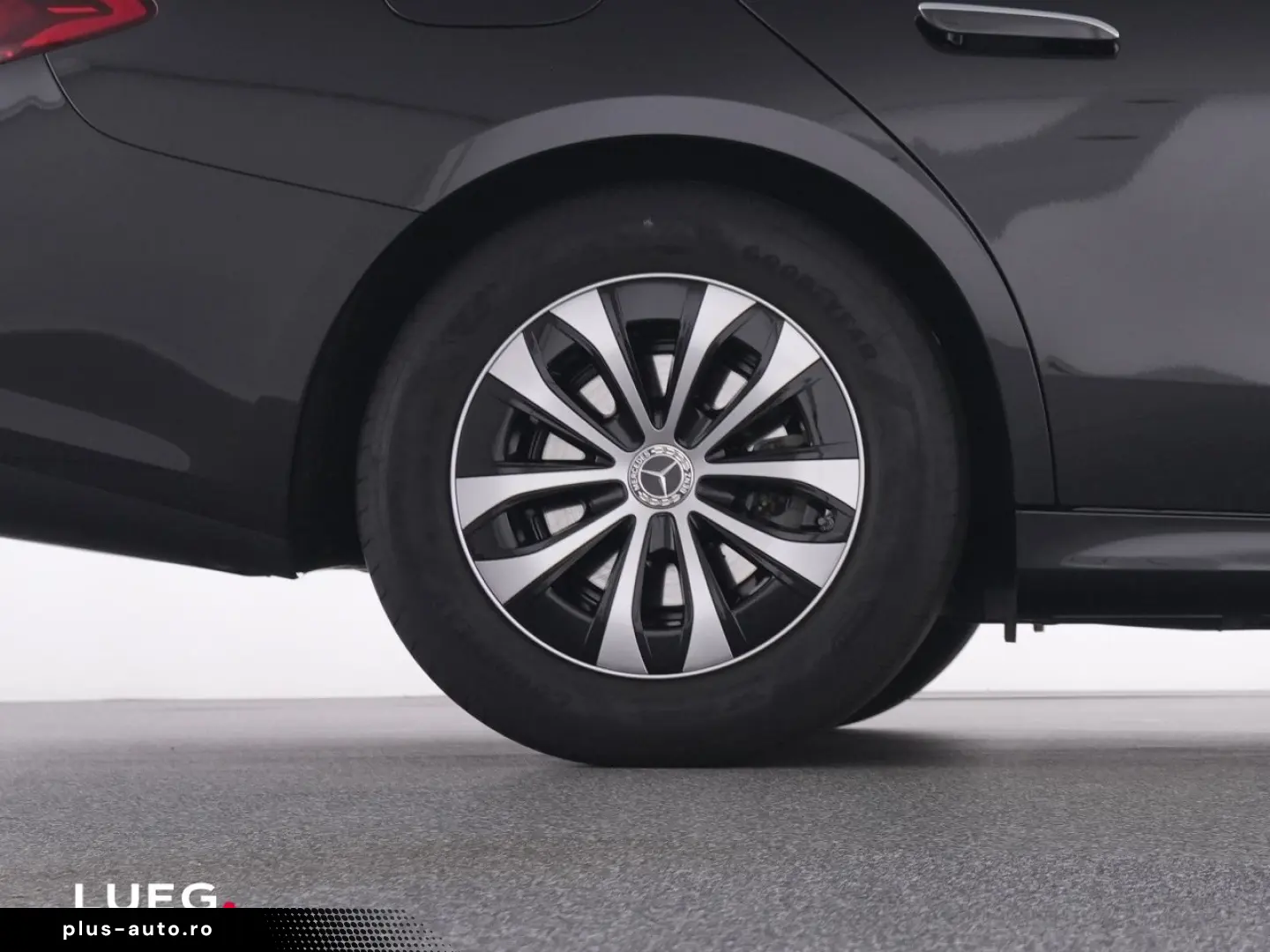 MERCEDES-BENZ E 200 Avantgarde NavPrem LED KeyG Dist&hellip;