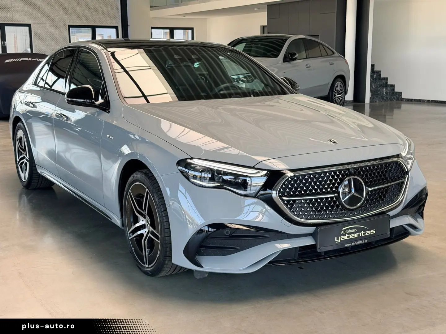 MERCEDES-BENZ E 300 de AMG Line Premium Plus Pano Ni&hellip;