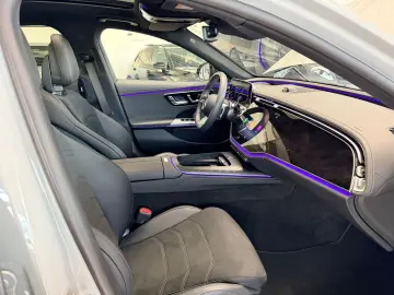 MERCEDES-BENZ E 300 de AMG Line Premium Plus Pano Ni&hellip;