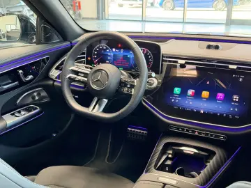 MERCEDES-BENZ E 300 de AMG Line Premium Plus Pano Ni&hellip;