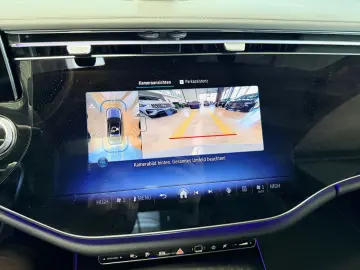 MERCEDES-BENZ E 300 de AMG Line Premium Plus Pano Ni&hellip;