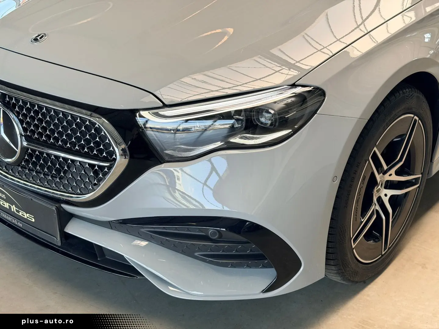 MERCEDES-BENZ E 300 de AMG Line Premium Plus Pano Ni&hellip;