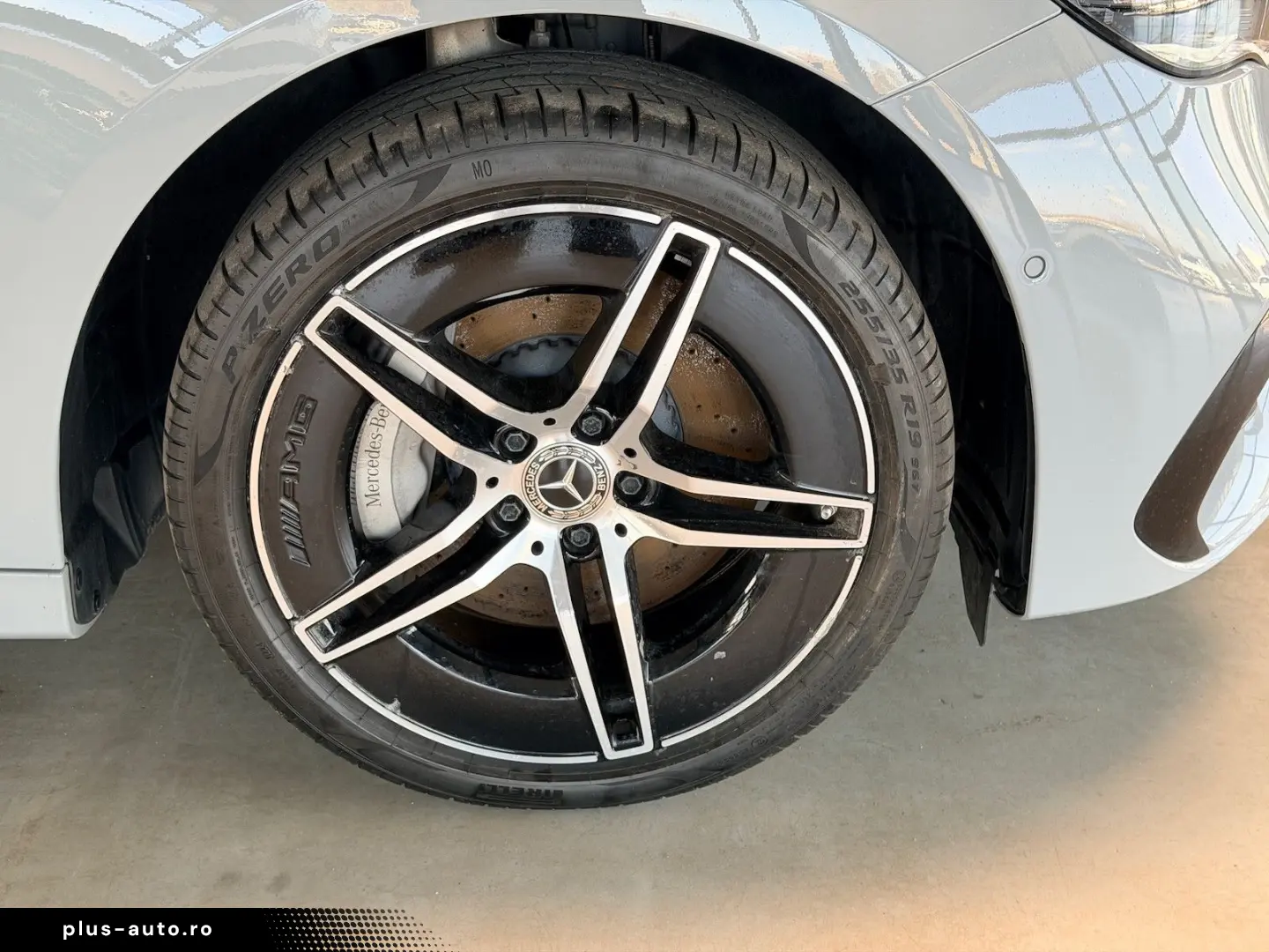 MERCEDES-BENZ E 300 de AMG Line Premium Plus Pano Ni&hellip;