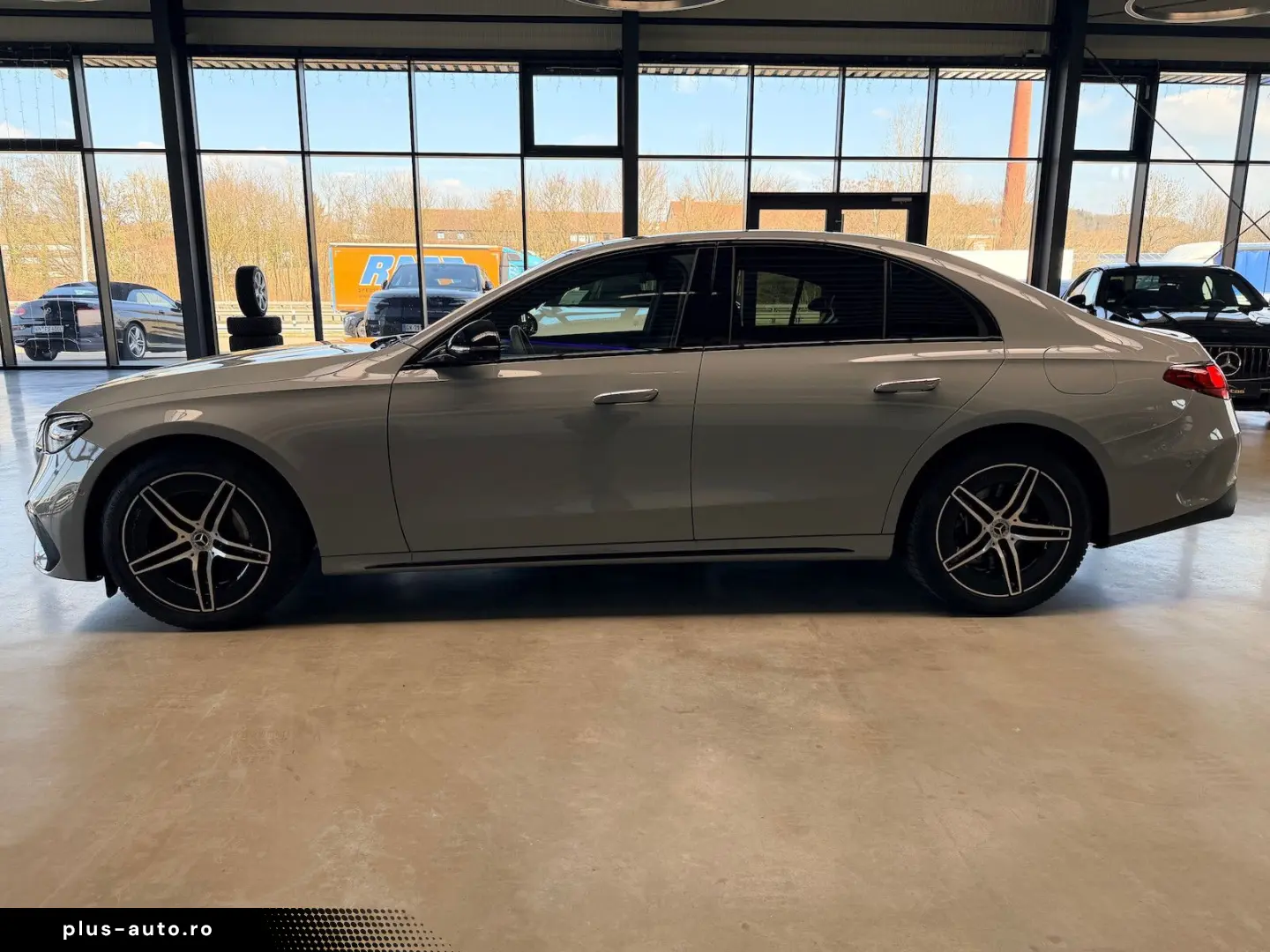 MERCEDES-BENZ E 300 de AMG Line Premium Plus Pano Ni&hellip;