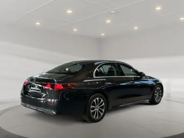 MERCEDES-BENZ E 200 Avantgarde Avantgarde MBUX Wide 360 Cam