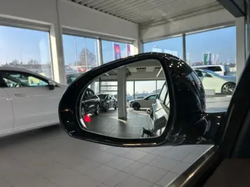 MERCEDES-BENZ E 200 Avantgarde Avantgarde MBUX Wide 360 Cam