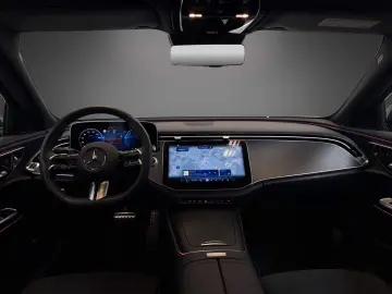 MERCEDES-BENZ E 300 de AMG NIGHT Digital Light Pano &hellip;