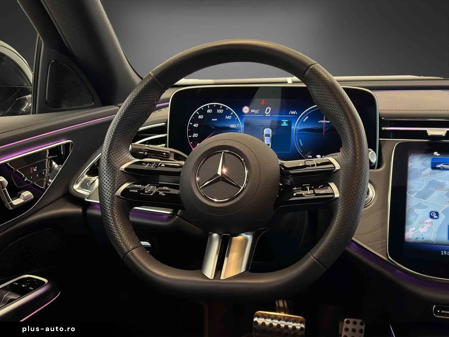 MERCEDES-BENZ E 300 de AMG NIGHT Digital Light Pano &hellip;