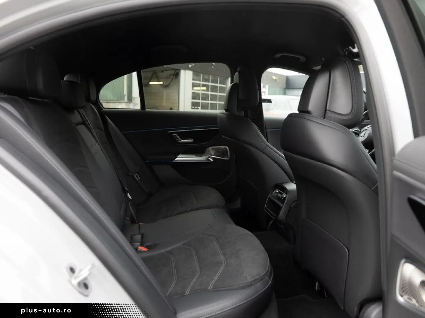 MERCEDES-BENZ E 300 e AMG-Sport LED Cam Burm Night D&hellip;