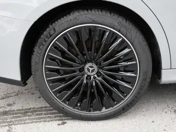 MERCEDES-BENZ E 300 e AMG-Sport LED Cam Burm Night D&hellip;