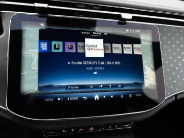 MERCEDES-BENZ E 300 e AMG-Sport LED Cam Burm Night D&hellip;