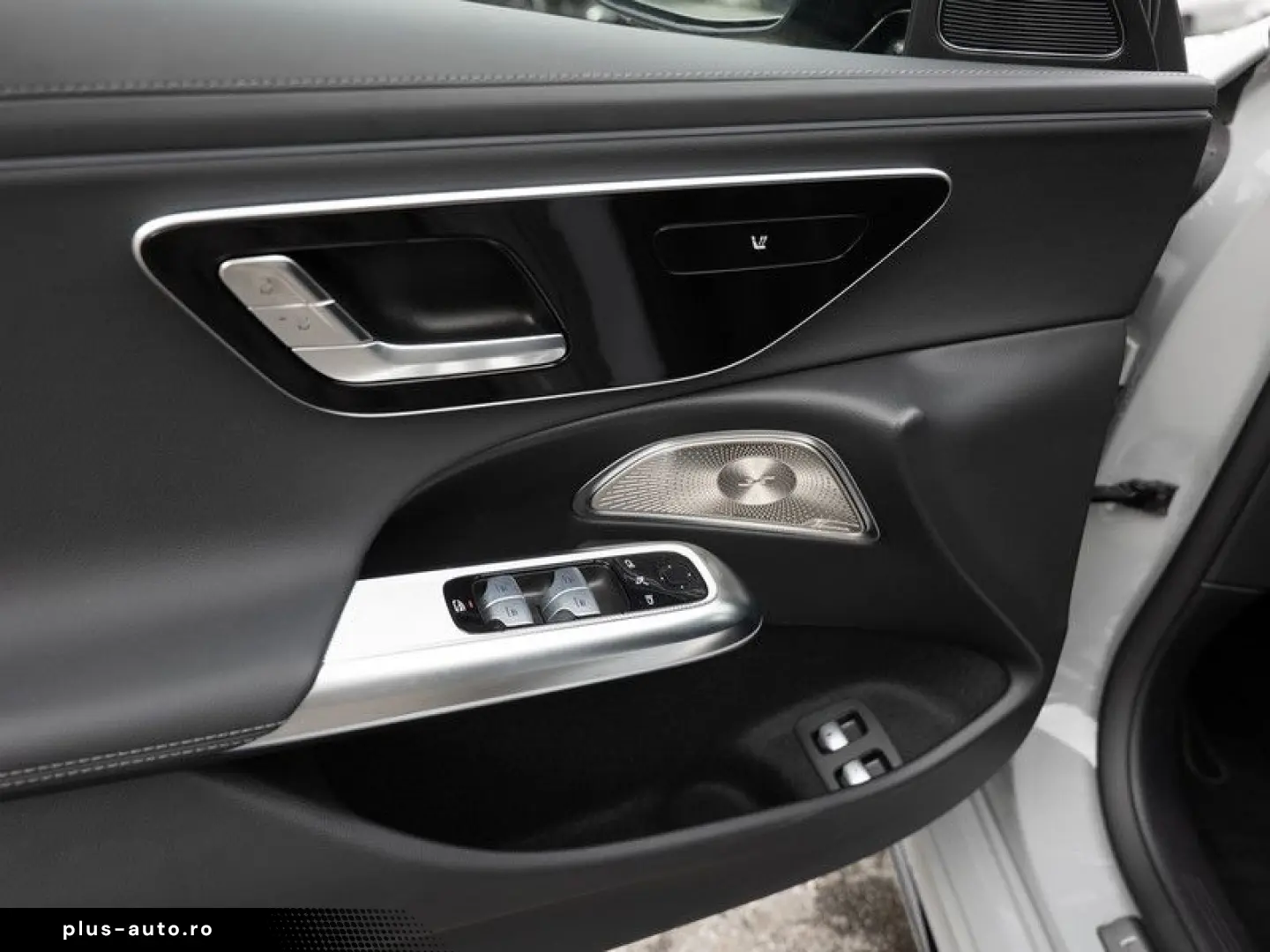 MERCEDES-BENZ E 300 e AMG-Sport LED Cam Burm Night D&hellip;