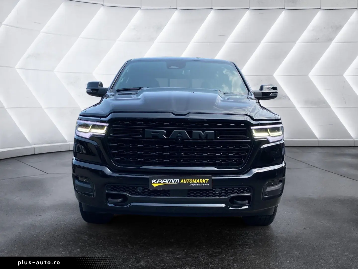 DODGE RAM 1500 Limited Night HO Head Up Bakflip