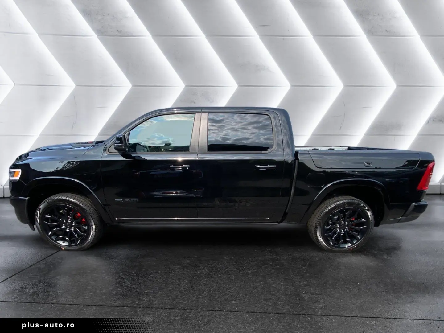 DODGE RAM 1500 Limited Night HO Head Up Bakflip