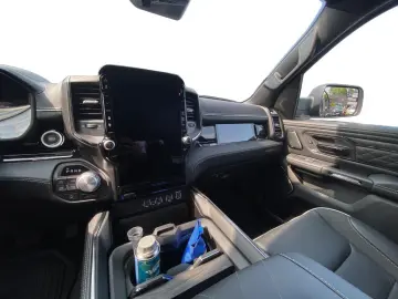 DODGE RAM 1500 Limited Night HO Head Up Bakflip