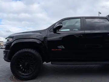 DODGE RAM 1500 TRX 6.2 V8 VOLL 22 Zoll