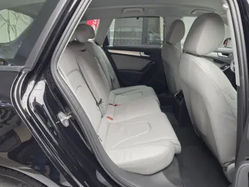 Audi A4 2.0TDI   Quattro   S-Line