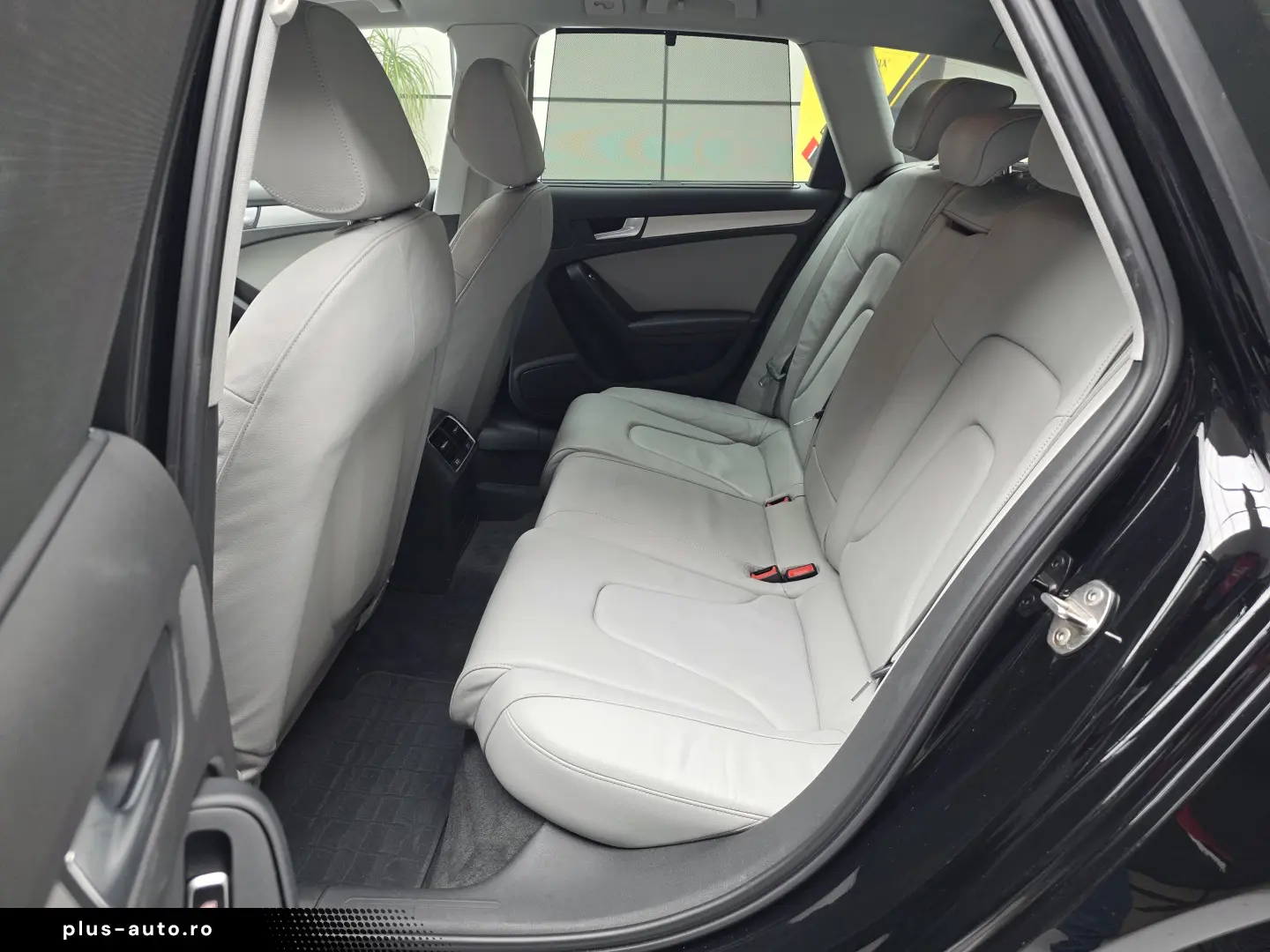 Audi A4 2.0TDI   Quattro   S-Line