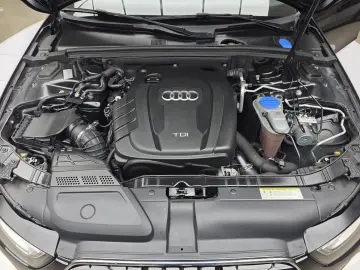 Audi A4 2.0TDI   Quattro   S-Line