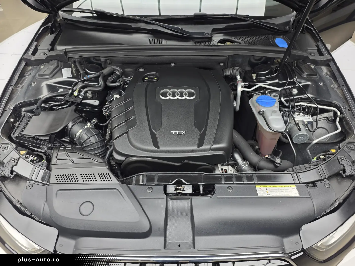 Audi A4 2.0TDI   Quattro   S-Line