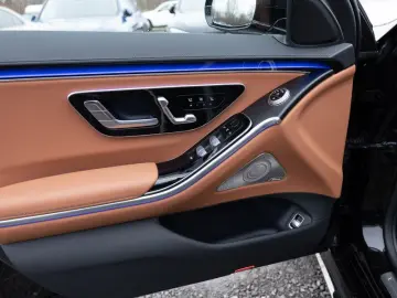 MERCEDES-BENZ S 350 d 4M AMG-Sport Pano Burm Sitzklima Night