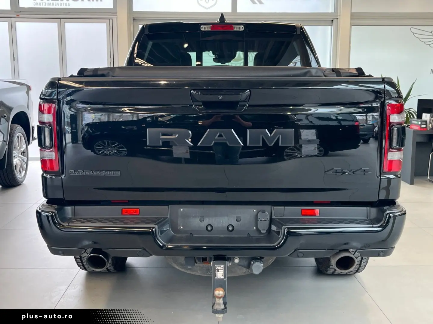 DODGE RAM 1500 Laramie Night  Navi AHK LPG Pano