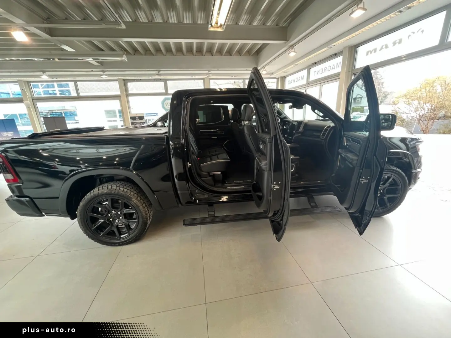 DODGE RAM 1500 Laramie Night  Navi AHK LPG Pano