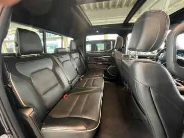 DODGE RAM 1500 Laramie Night  Navi AHK LPG Pano