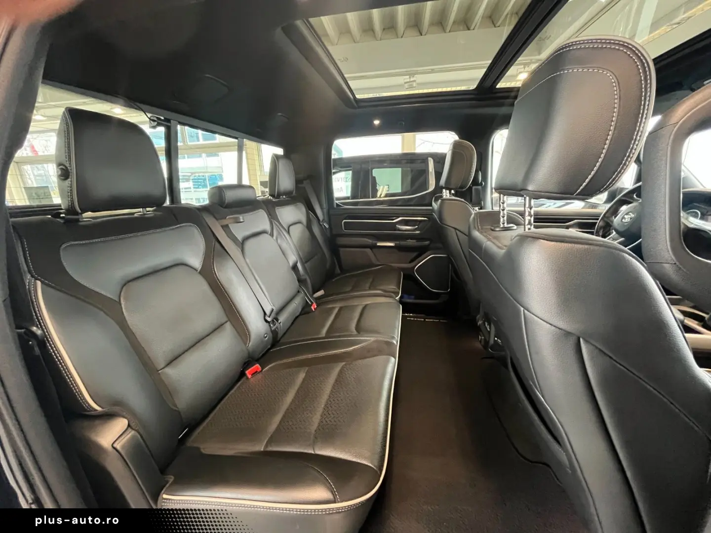 DODGE RAM 1500 Laramie Night  Navi AHK LPG Pano