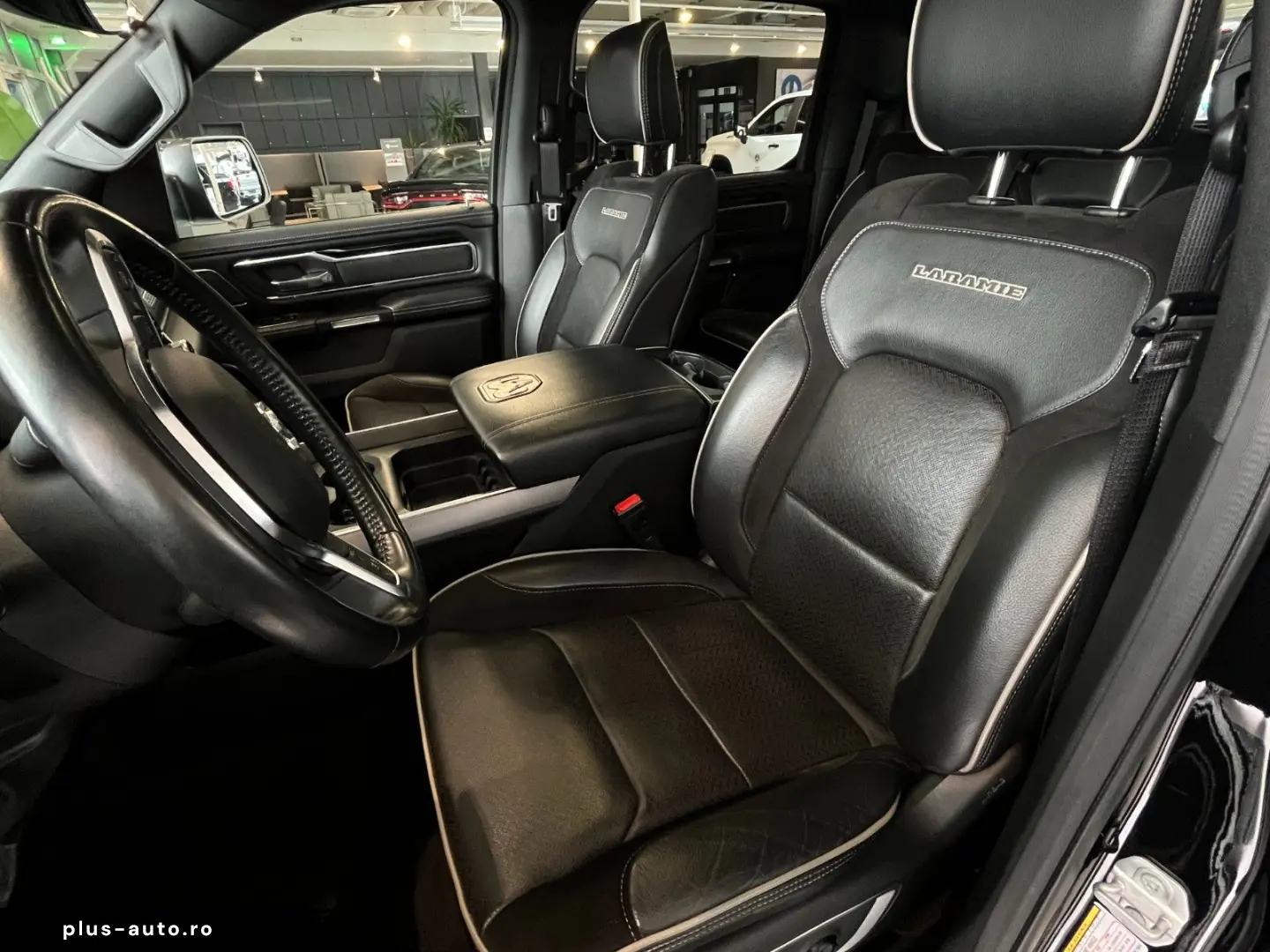 DODGE RAM 1500 Laramie Night  Navi AHK LPG Pano