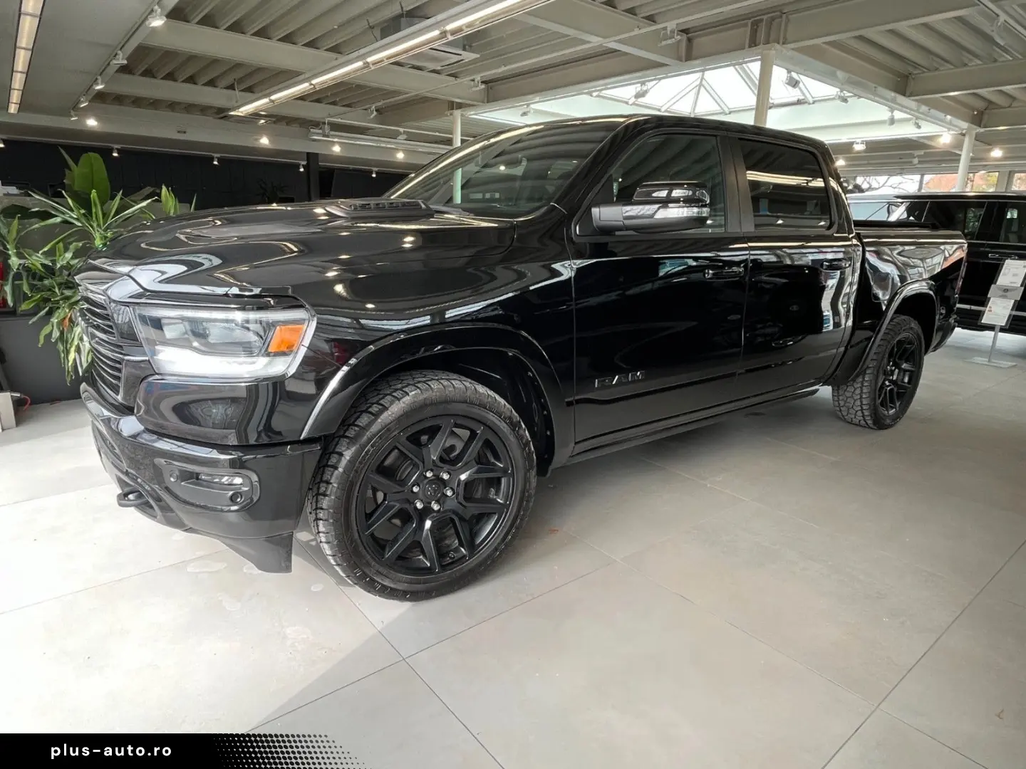 DODGE RAM 1500 Laramie Night  Navi AHK LPG Pano