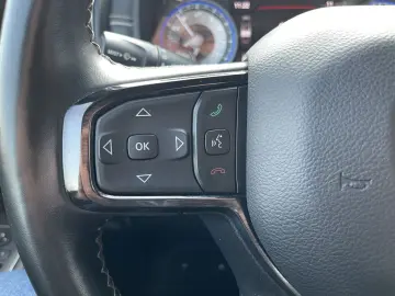 DODGE RAM 1500 Crew Cab Limited Night 5.7V8   GRAIL