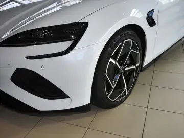 BYD Seal Design Navi Pano SHZ Carplay Digi-Cockpit