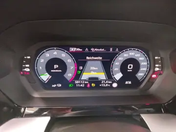 AUDI A3 Sportback 45 TFSI e S tronic S line LED Navi