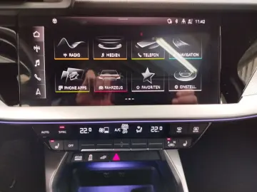 AUDI A3 Sportback 45 TFSI e S tronic S line LED Navi