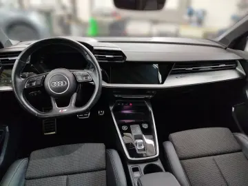 AUDI A3 Sportback 45 TFSI e S tronic S line LED Navi