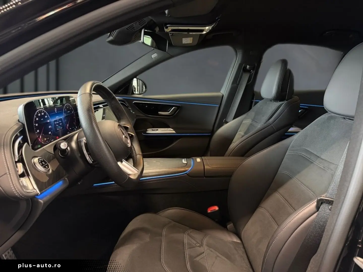 MERCEDES-BENZ E 200 AMG Night  LED AMBIENTE DISTRONI&hellip;