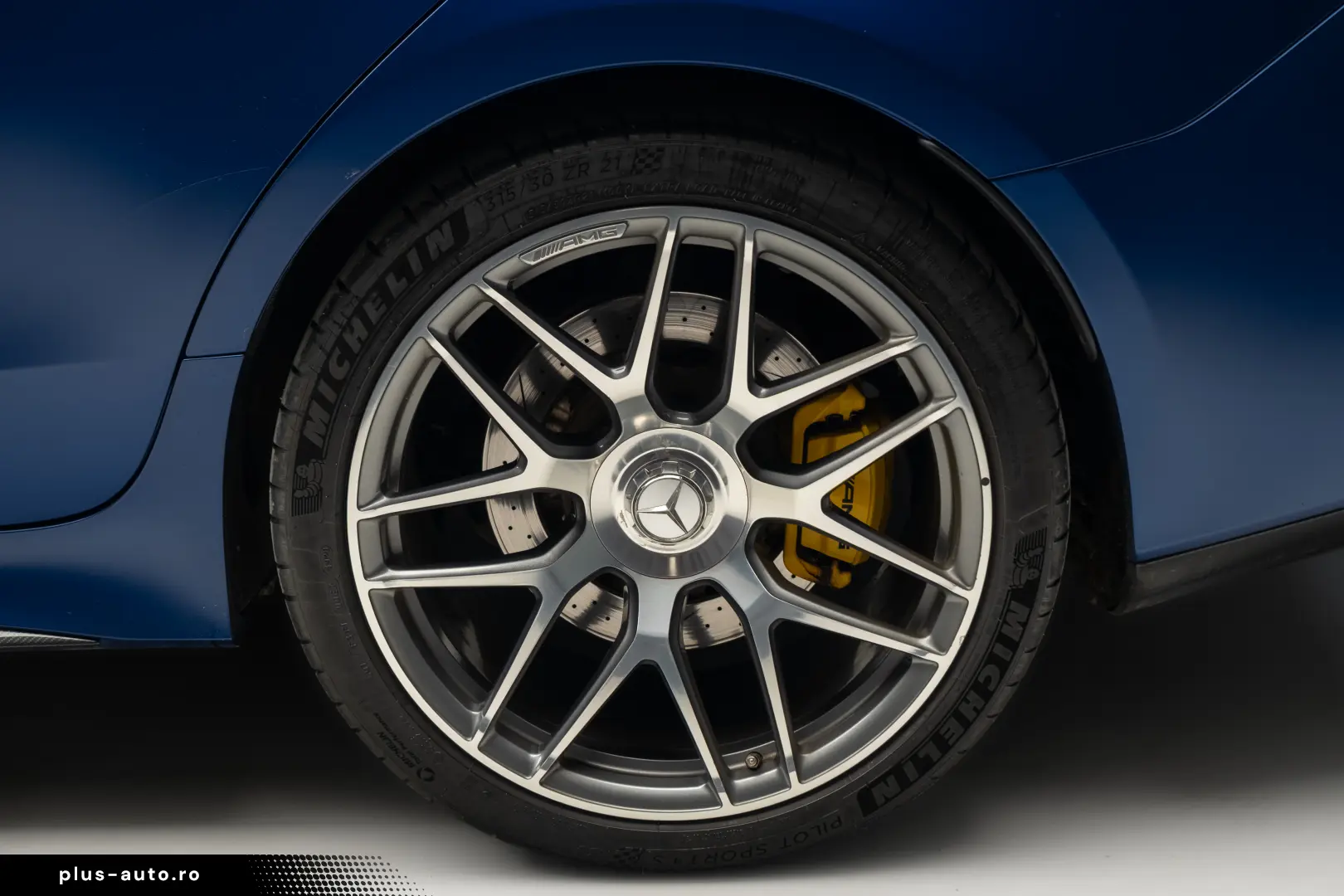 MERCEDES AMG GT 534MATIC