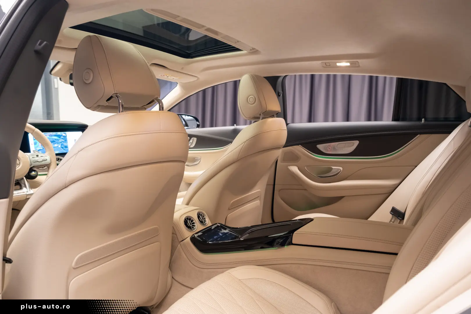 MERCEDES AMG GT 534MATIC