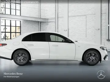 MERCEDES-BENZ E 300 e AMG Advanced NIGHT LED DISTR 360  MBUX