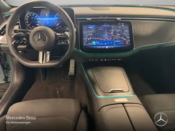 MERCEDES-BENZ E 200 AMG Advanced  NIGHT DIGI DISTRONIC 360
