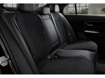 MERCEDES-BENZ E 200 d Limousine AMG-Sport Digital Distr Memo