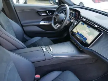 MERCEDES-BENZ E 300 e AMG-Sport 360 DIGITAL Distr Ke&hellip;
