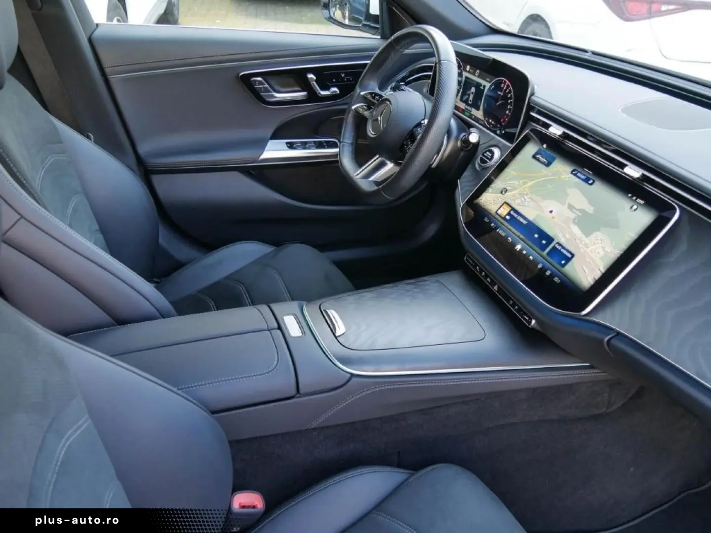 MERCEDES-BENZ E 300 e AMG-Sport 360 DIGITAL Distr Ke&hellip;