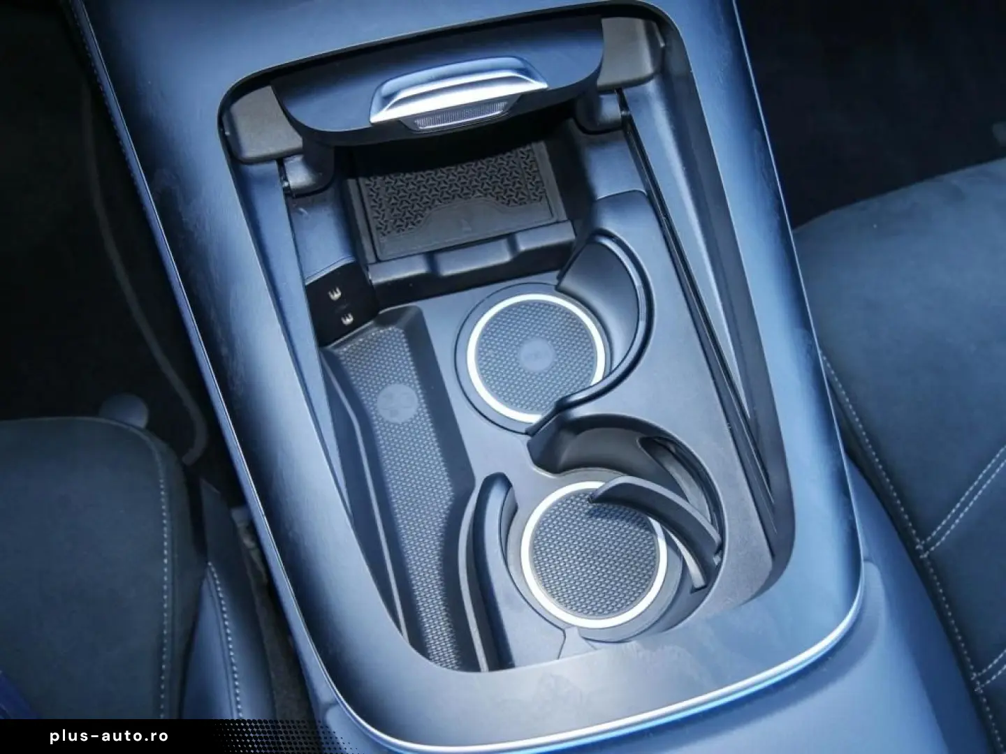 MERCEDES-BENZ E 300 e AMG-Sport 360 DIGITAL Distr Ke&hellip;