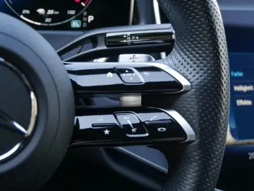 MERCEDES-BENZ E 300 e AMG-Sport 360 DIGITAL Distr Ke&hellip;